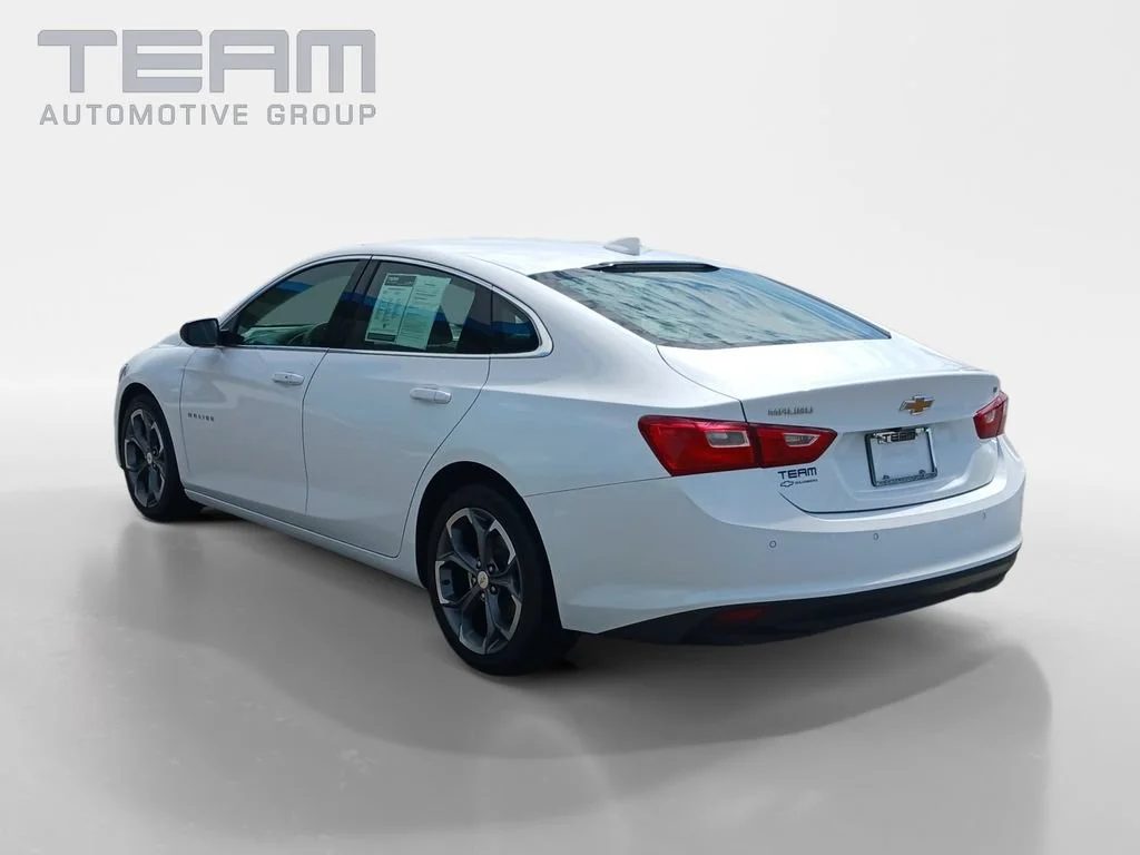 Used 2024 Summit White Chevrolet 1LT image 5