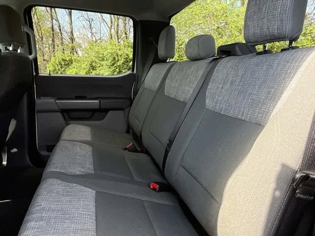 Used 2023 White Ford XLT image 24