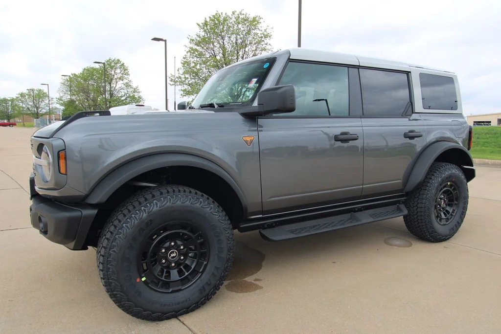 New 2026 Carbonized Gray Metallic Ford Badlands® image 56