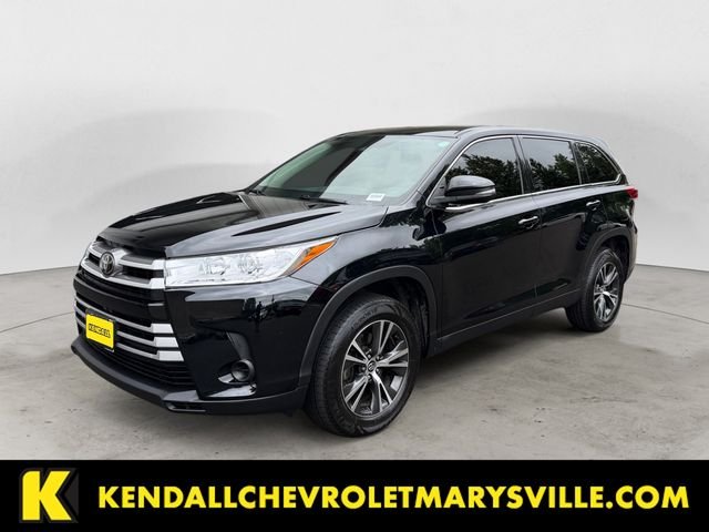2019 Toyota Highlander LE 4x2 V6's photo