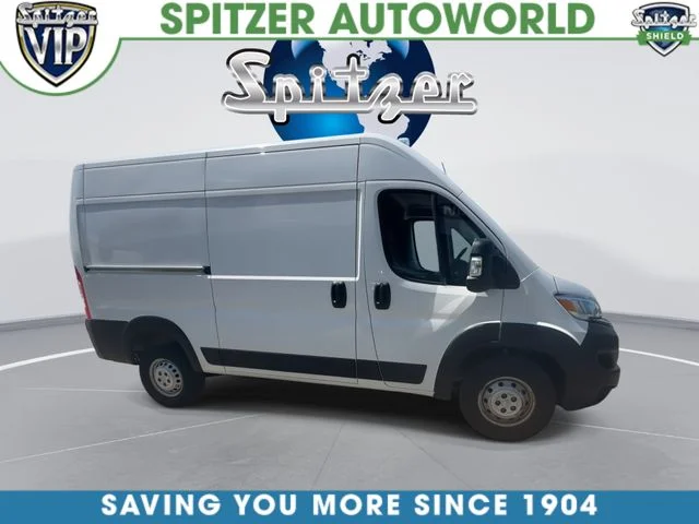 Used 2025 White Ram High Roof image 2