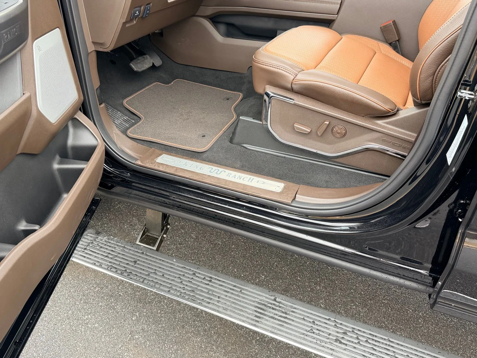 New 2026 Black Ford King Ranch image 37