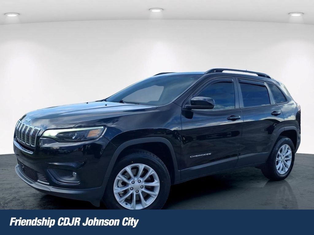 Used 2022 Black Jeep Latitude Lux image 1
