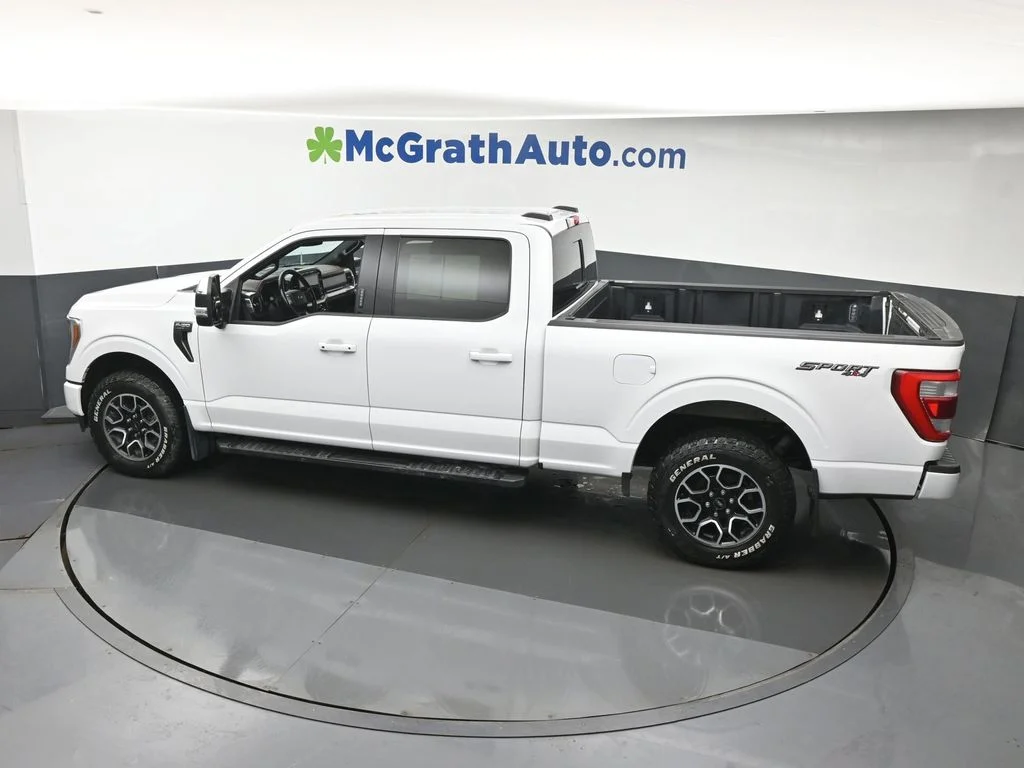 Used 2021 White Ford Lariat image 25
