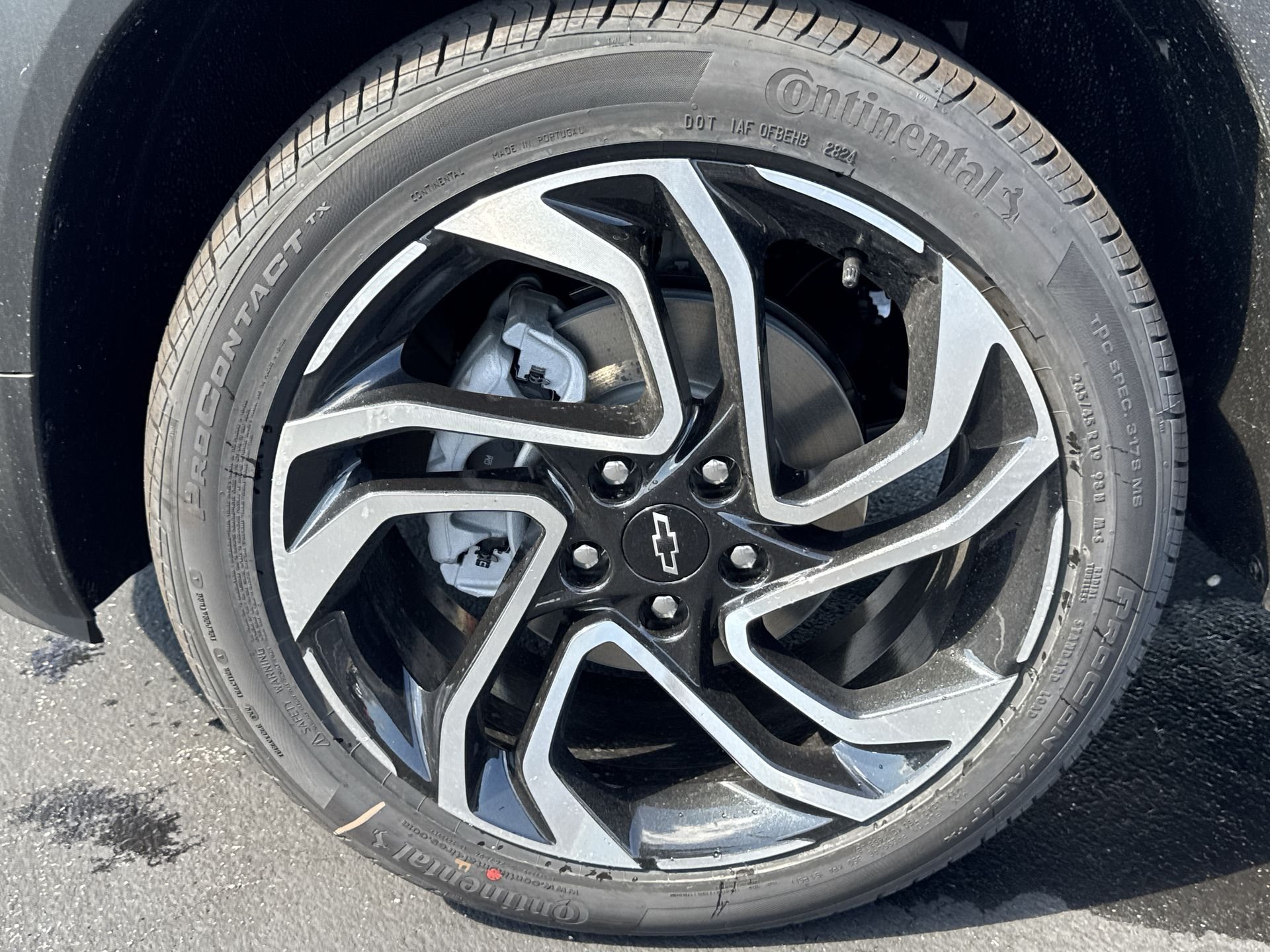 New 2026 Mosaic Black Metallic Chevrolet RS image 49