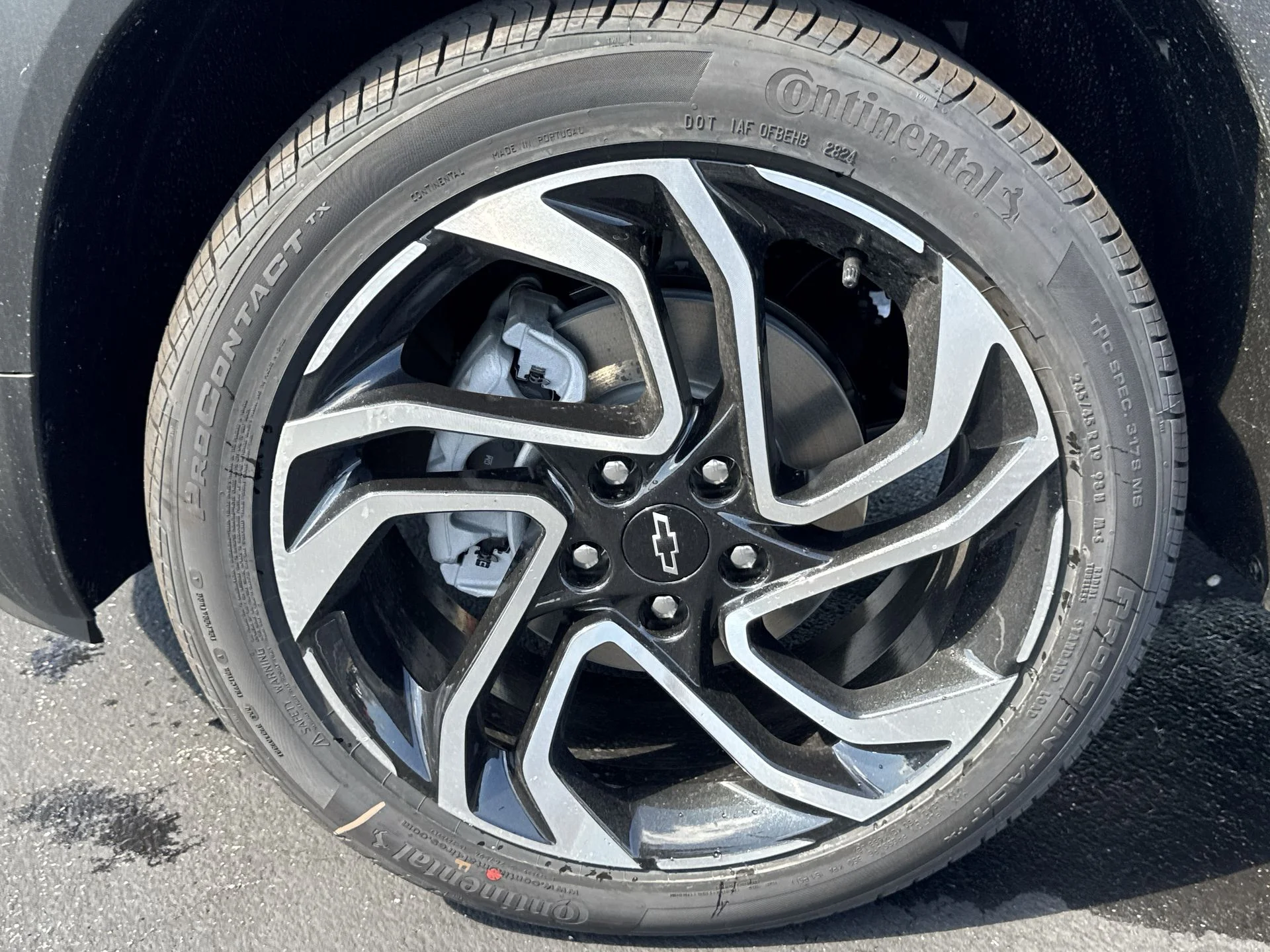 New 2026 Mosaic Black Metallic Chevrolet RS image 49