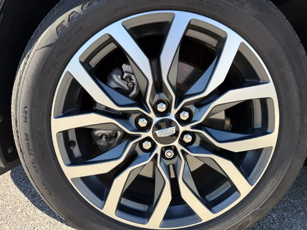 Used 2021 Black Cadillac Sport image 25