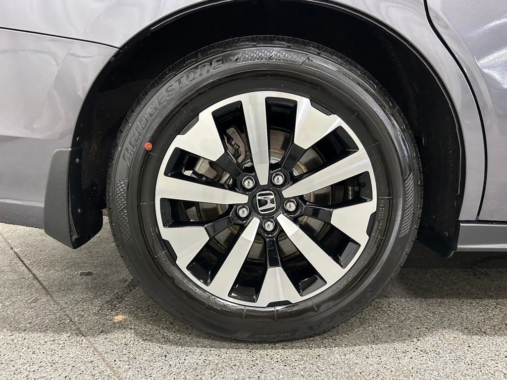 2026 Honda Odyssey EX-L - Photo 11