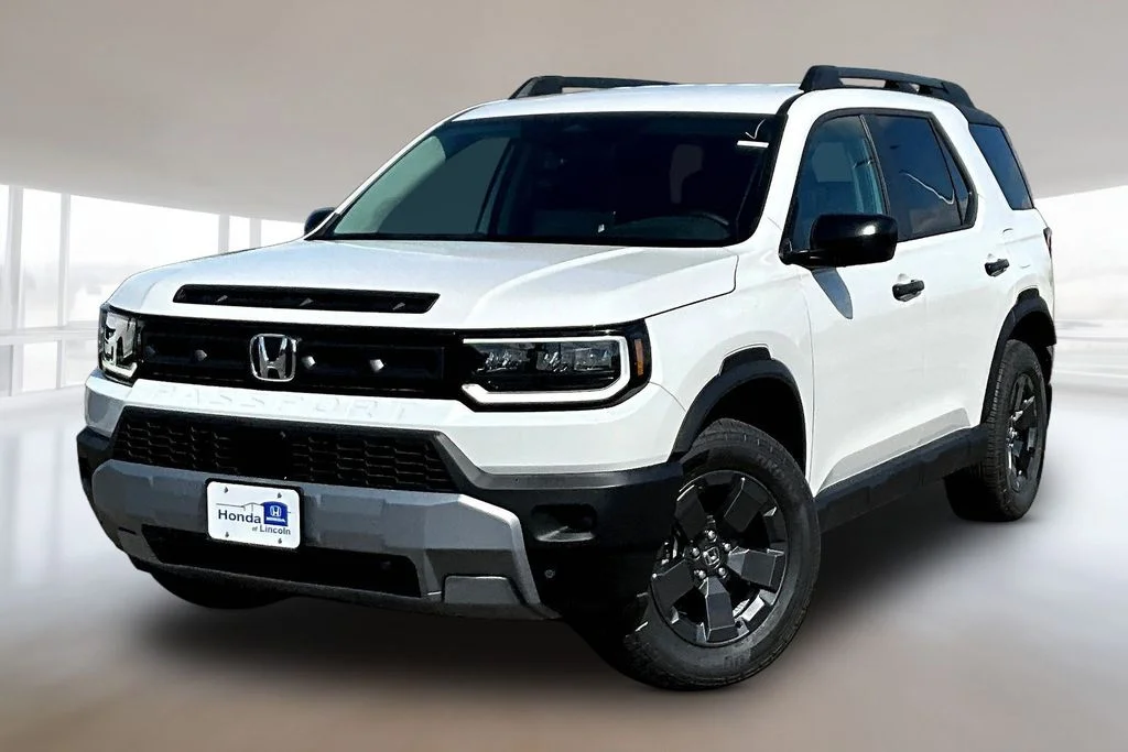 New 2026 Platinum White Pearl Honda RTL image 1