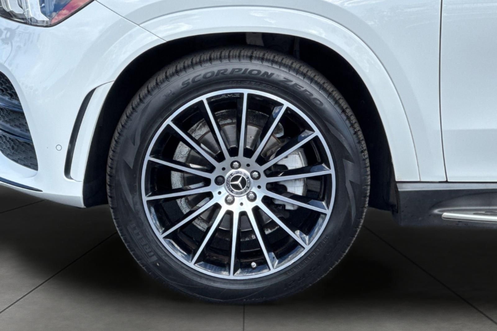 Used 2021 White Mercedes-Benz GLE 350 image 5