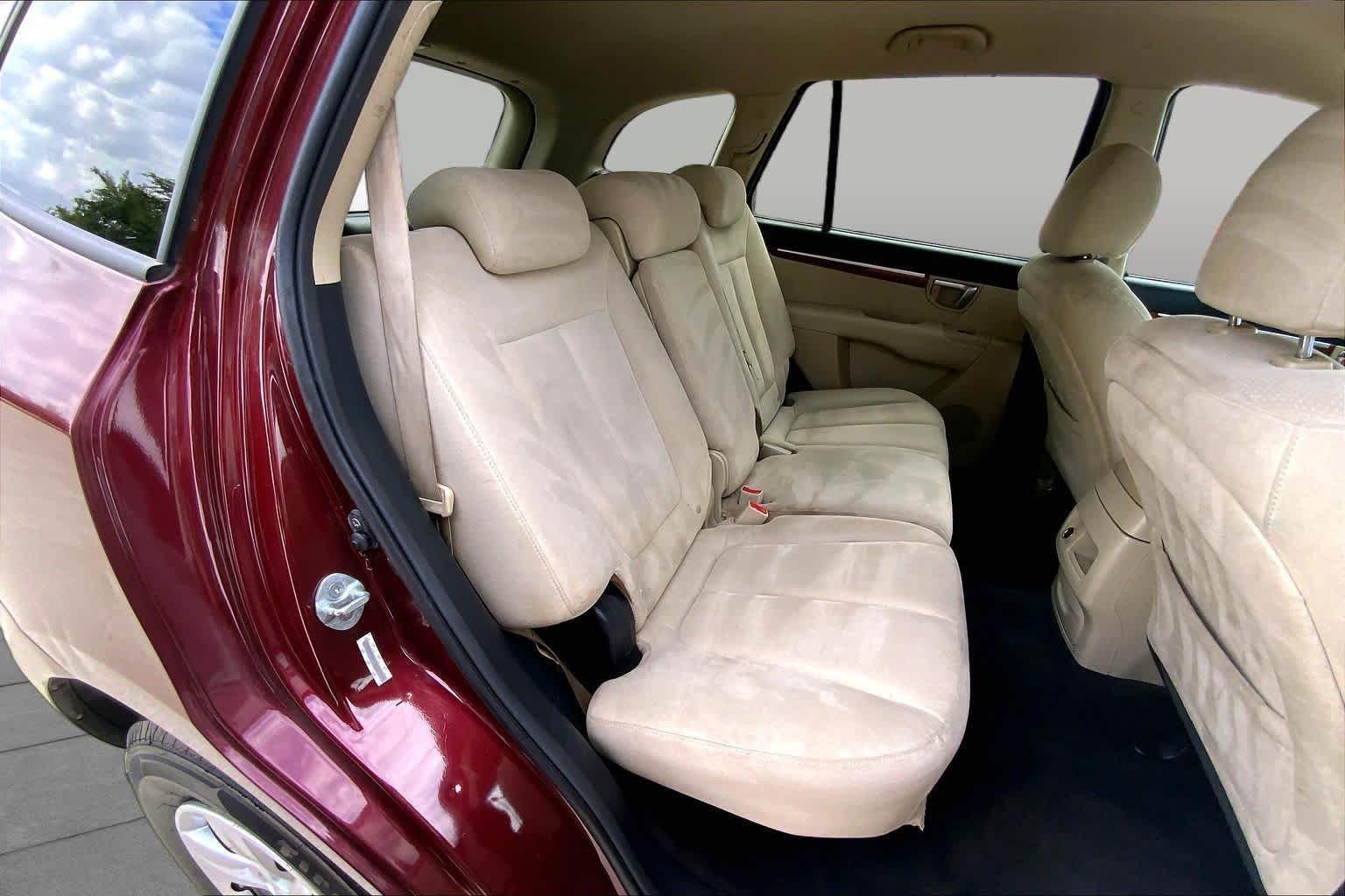 Used 2009 Dark Cherry Red Hyundai GLS image 19