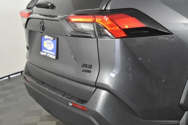 Used 2023 Gray Toyota XLE Premium image 6