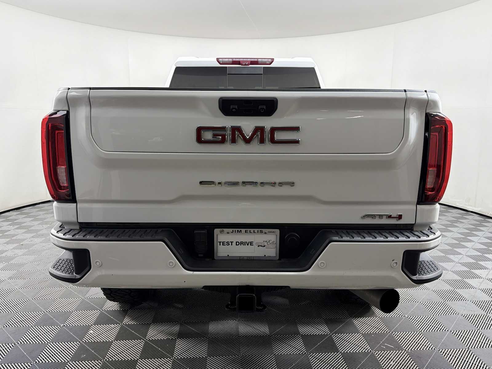 Used 2023 Summit White GMC AT4 image 5