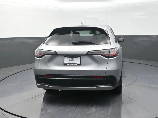 Used 2023 Silver Honda EX-L image 8