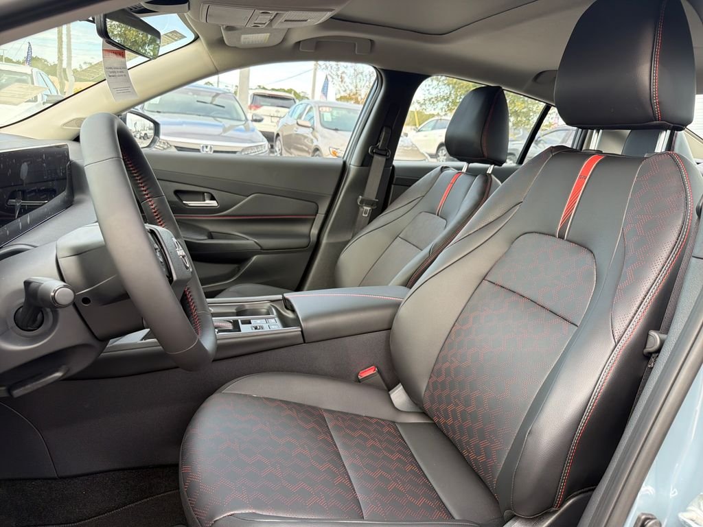 New 2026 Nissan Sentra SR 4D Sedan