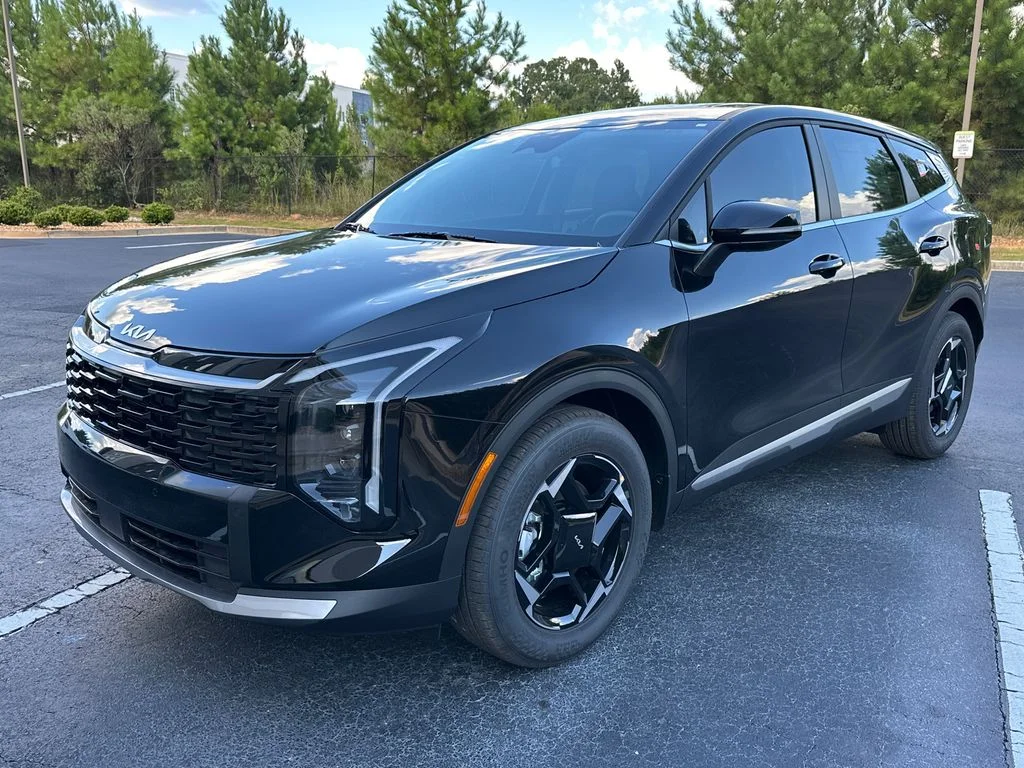 New 2026 Black Kia EX image 3