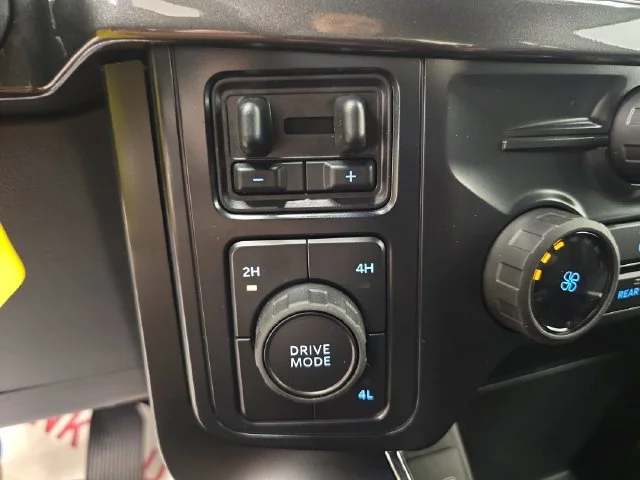 New 2026 Oxford White Ford STX® image 32