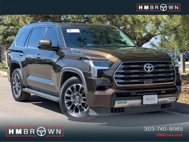 2023 Toyota Sequoia Limited 4WD i-FORCE MAX Hybrid's photo