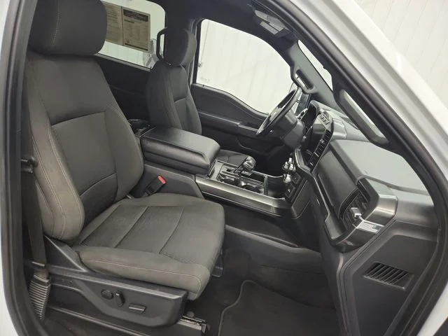 Used 2023 White Ford XLT image 40