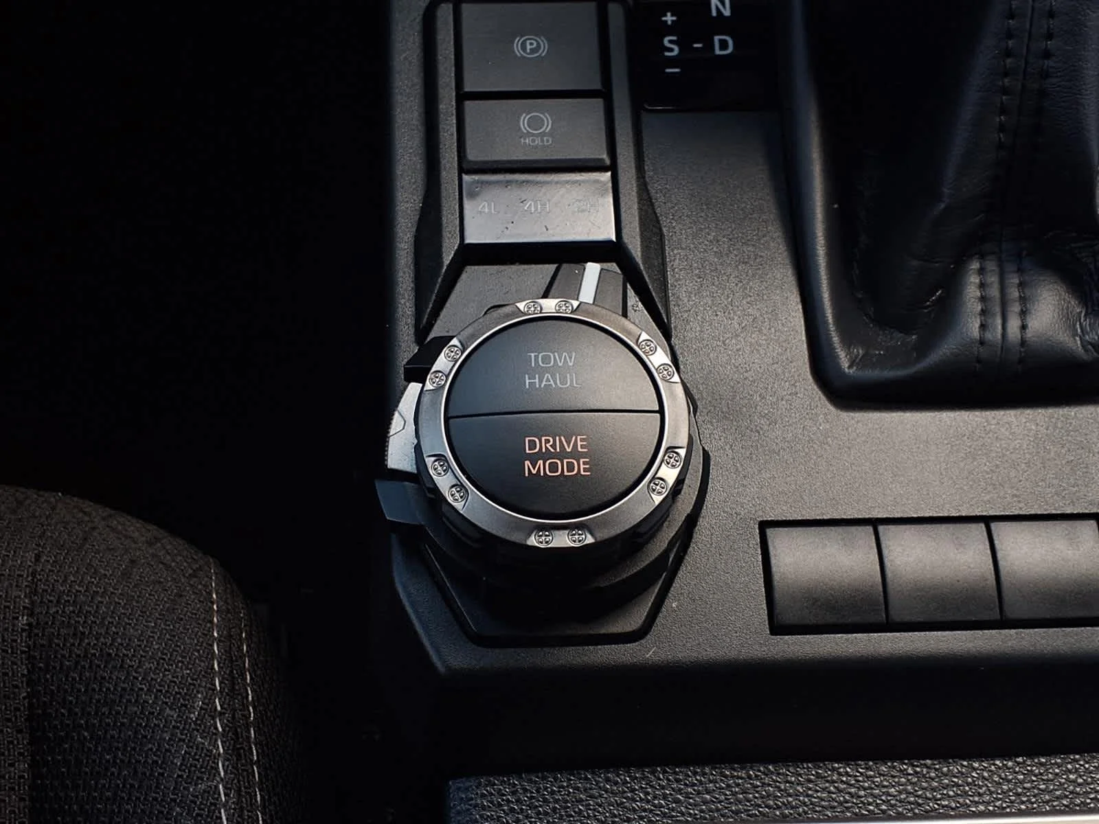 Used 2025 Cutting Edge Toyota SR5 image 19