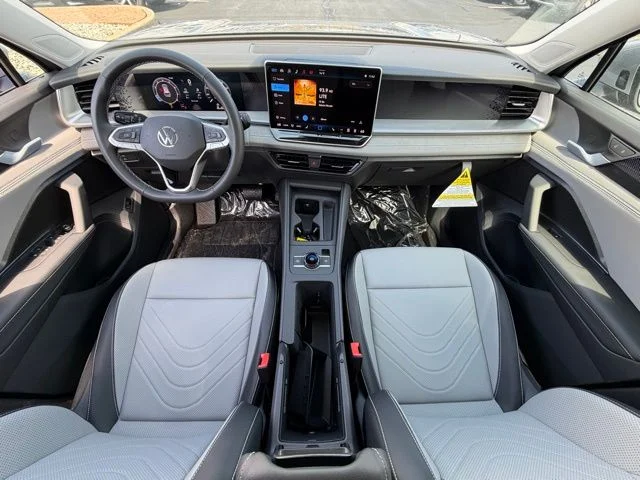 New 2026 Silver Volkswagen 2.0T SE image 12