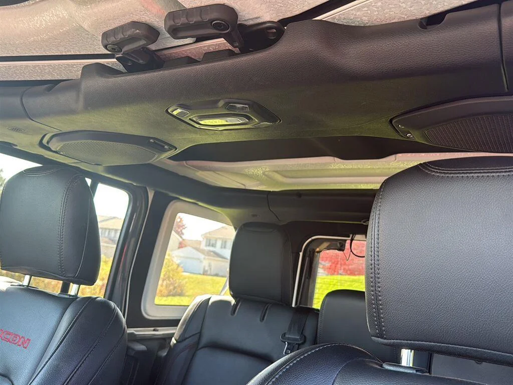Used 2020 Sting-Gray Clearcoat Jeep Rubicon image 11