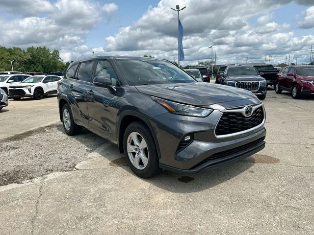 Used 2023 Gray Toyota LE image 12
