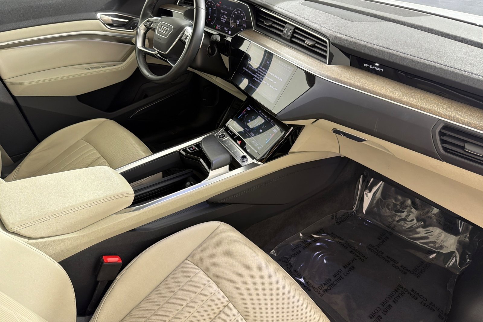 Used 2024 Glacier White Metallic Audi Premium Plus quattro image 15