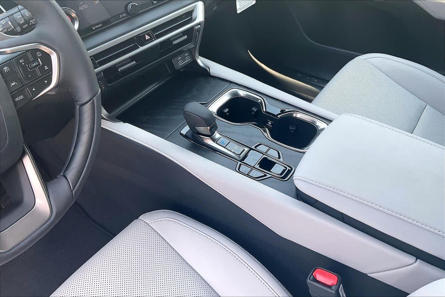 2026 Lexus RX 350 Premium - Photo 7