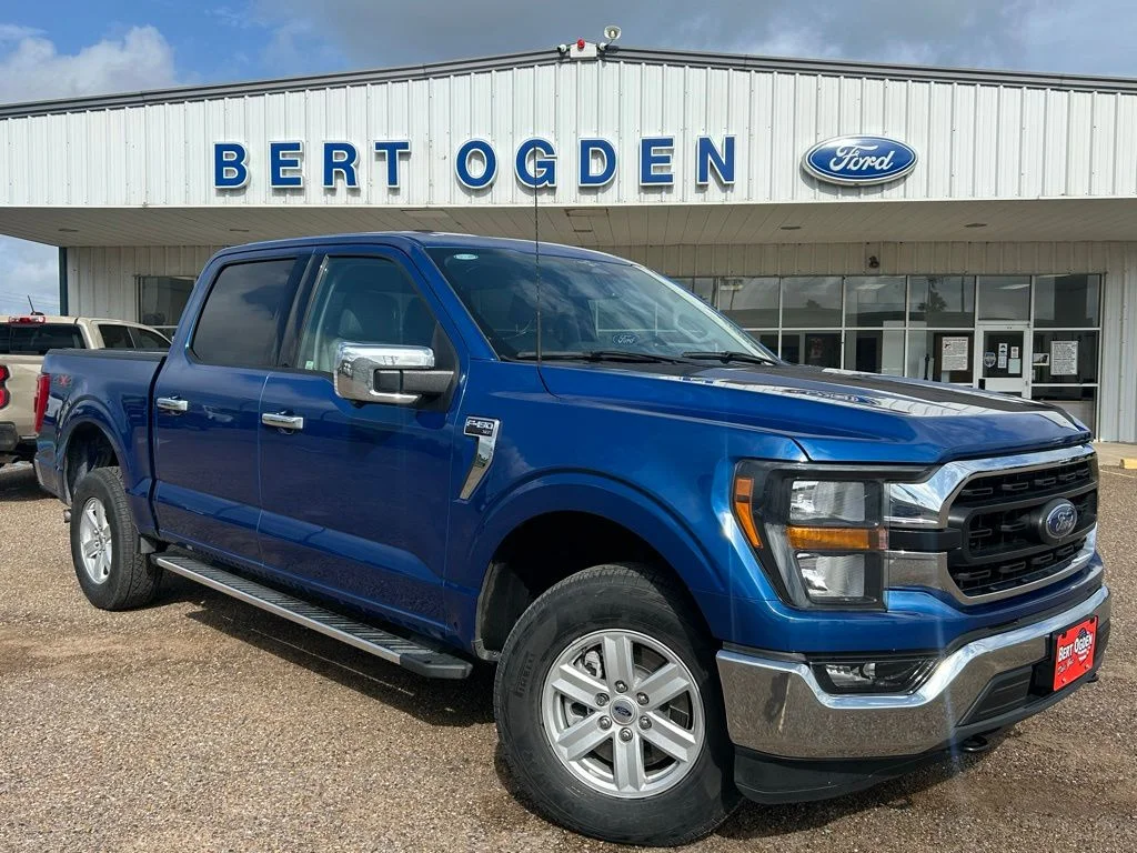 Used 2023 Blue Ford XLT image 1