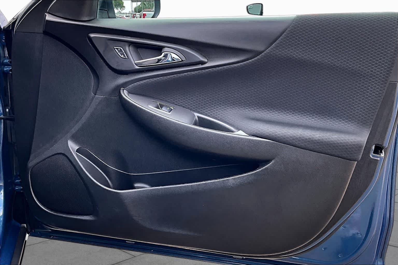 Used 2024 Lakeshore Blue Metallic Chevrolet LT image 23