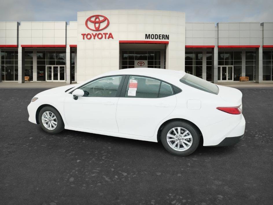 New 2026 Ice Cap Toyota LE image 16