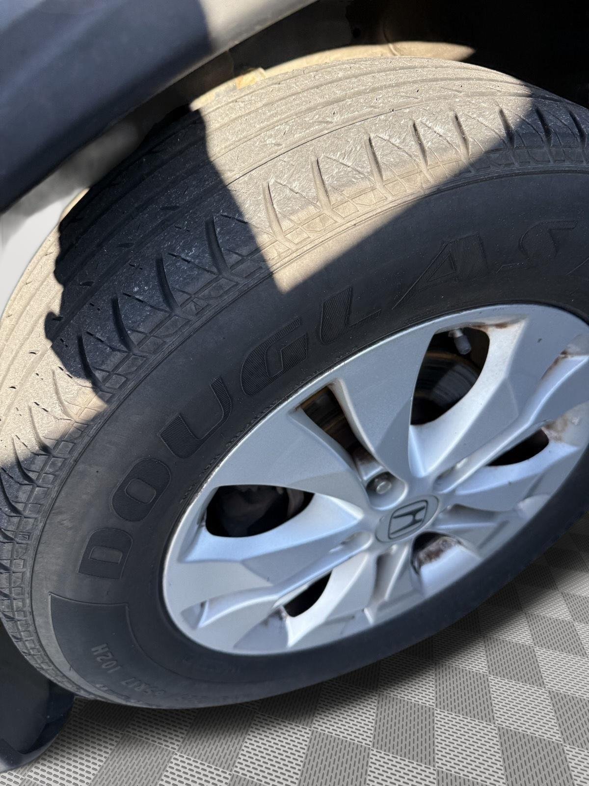 Used 2013 Crystal Black Pearl Honda EX-L image 4