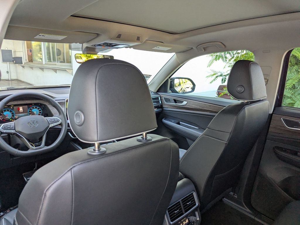 Certified Used 2026 Black Volkswagen SEL Premium R-Line image 18