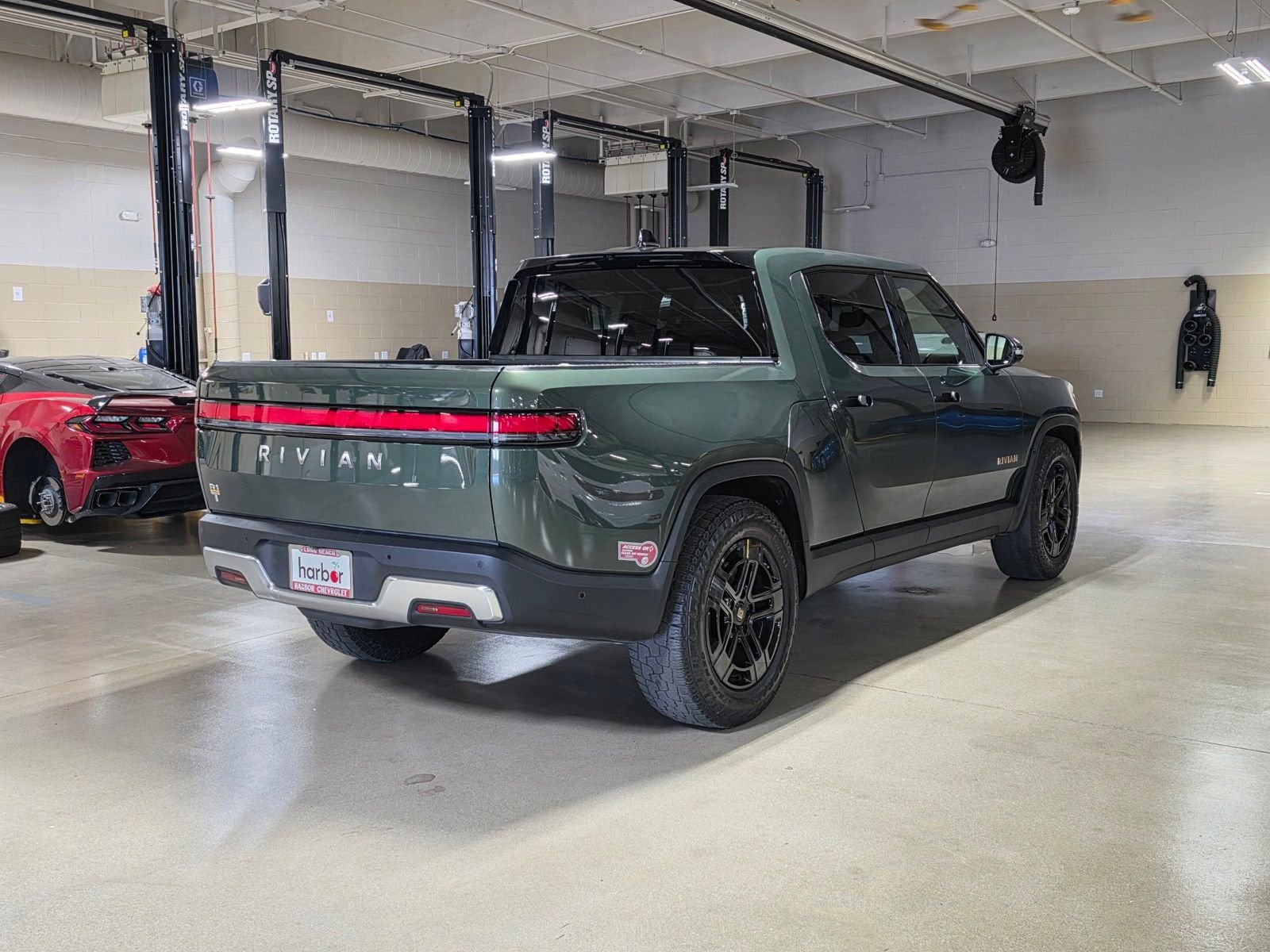 Used 2023 Forest Green Rivian Adventure image 7