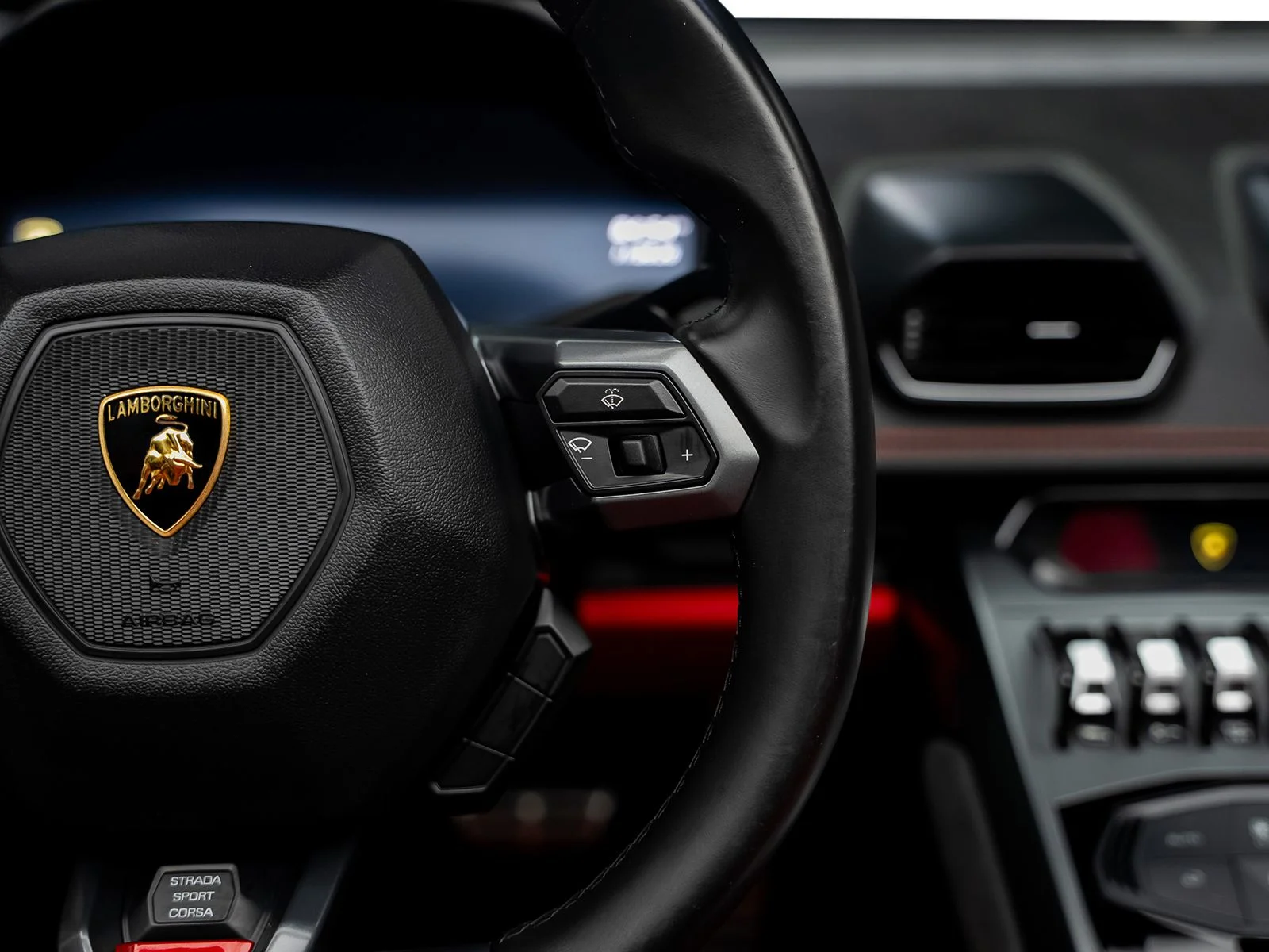 Used 2017 Black Lamborghini  image 38