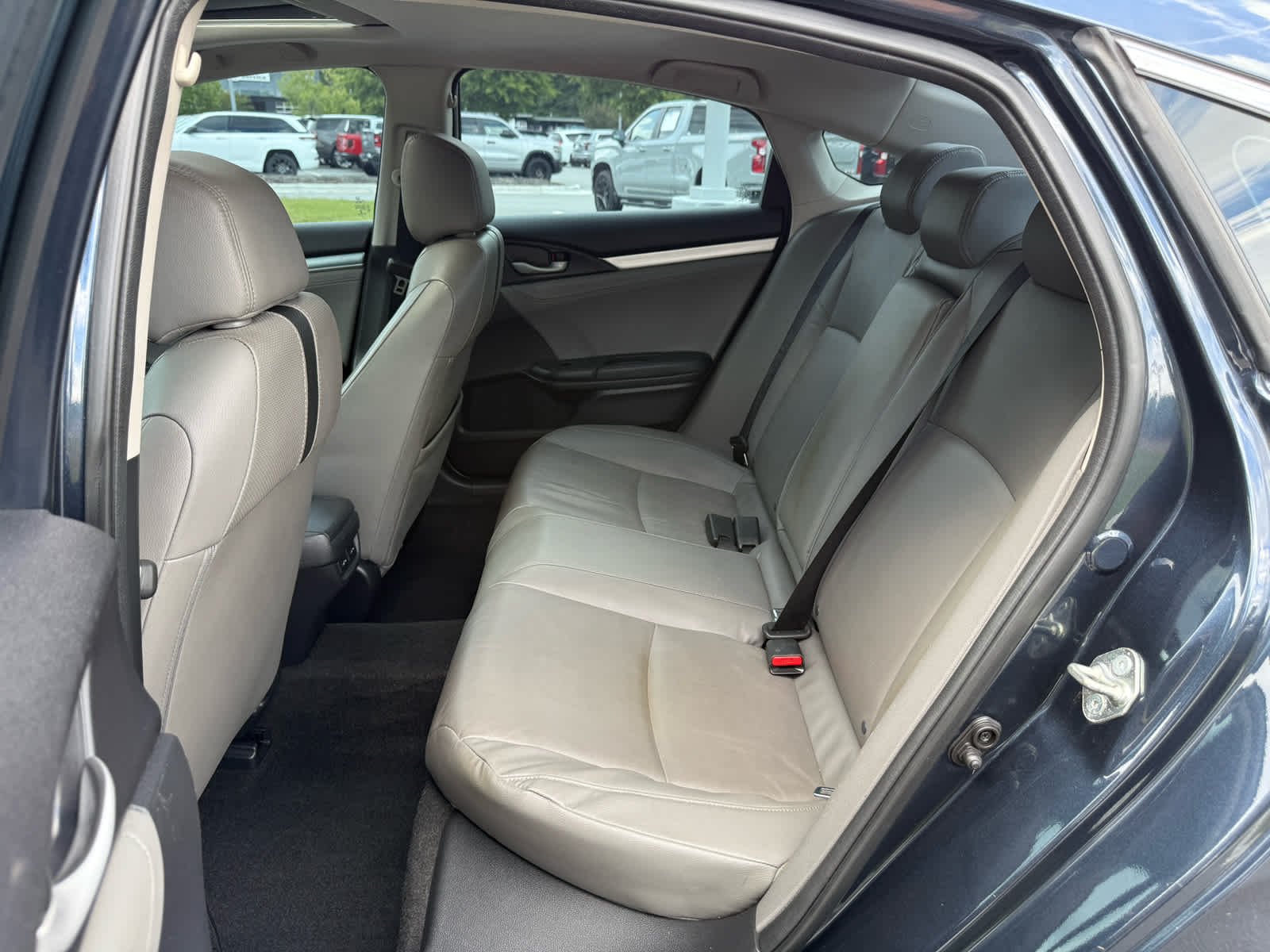 Used 2017 BLUE Honda Touring image 22
