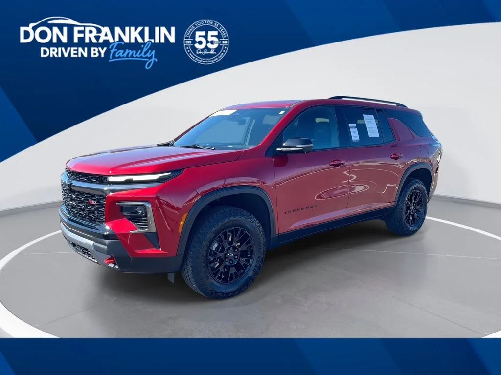 Used 2025 Red Chevrolet Z71 image 1
