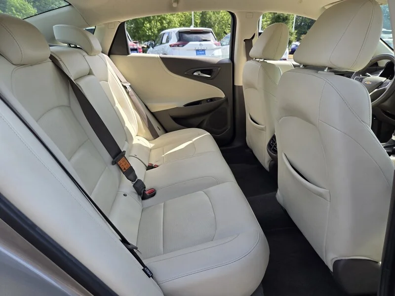 Used 2024 Mineral Gray Metallic CHEVROLET LT image 16