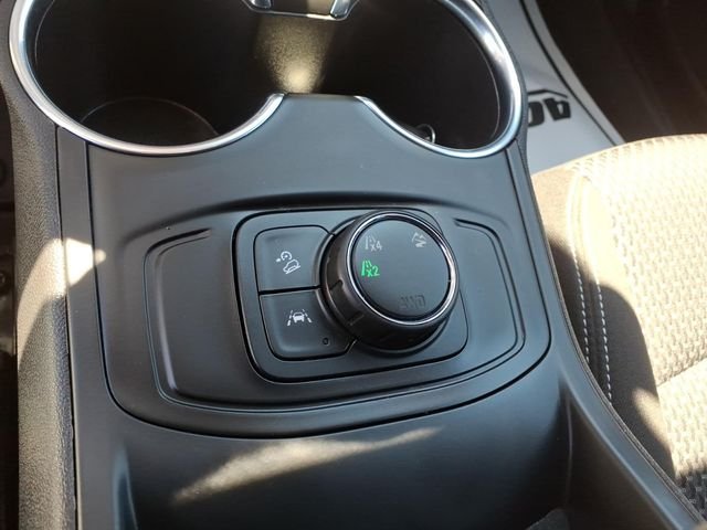 Used 2023 Black GMC SLE image 22