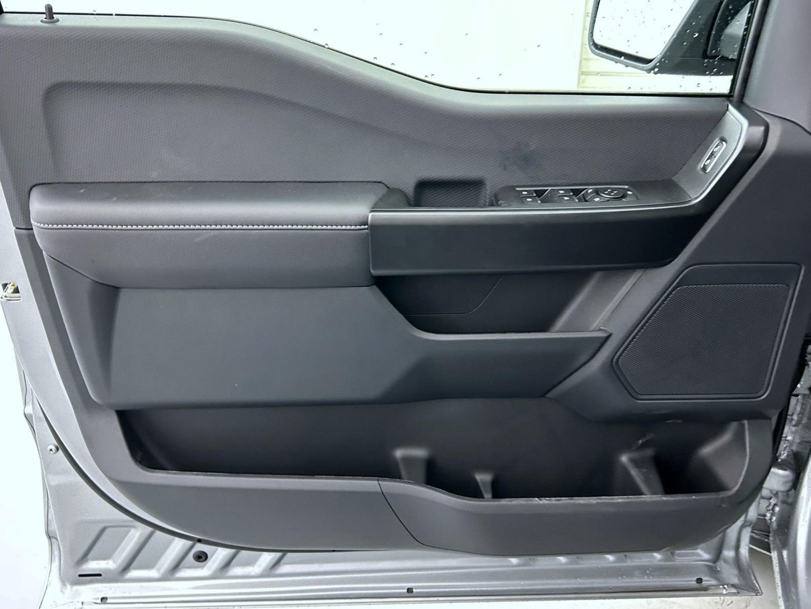 New 2026 Iconic Silver Metallic Ford STX image 9