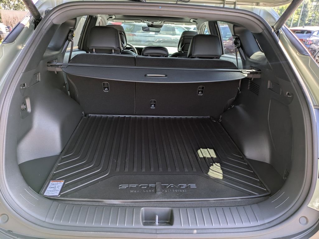 New 2025 Jungle Green Kia X-Line Prestige image 57