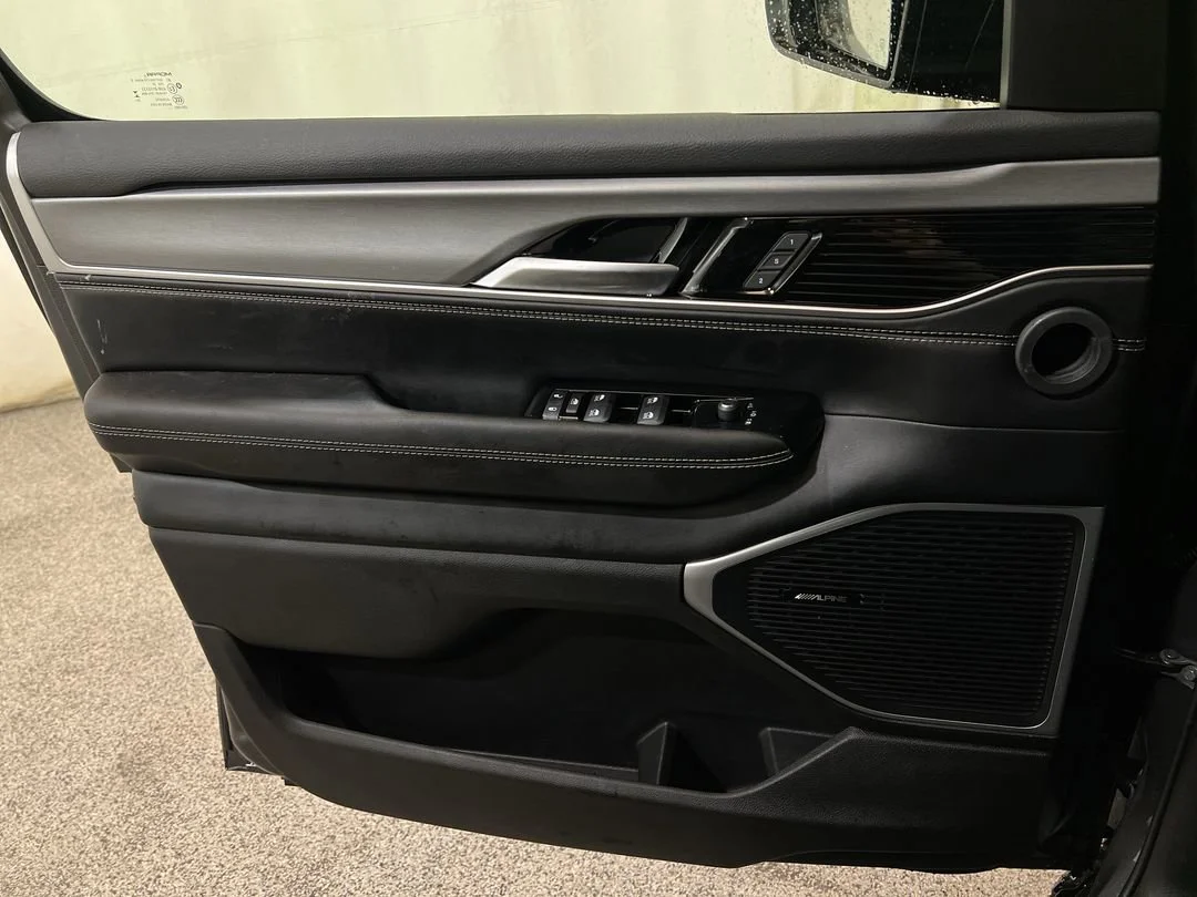 2026 Jeep Grand Wagoneer Base - Photo 17