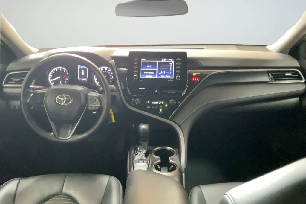 2024 Toyota Camry SE - Photo 11