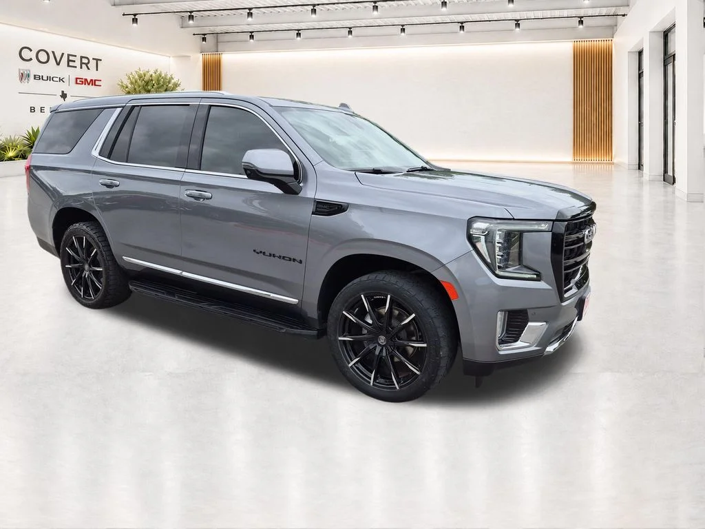 Used 2022 Gray GMC SLT image 1