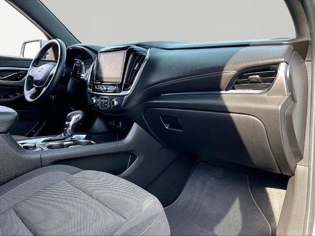 Used 2023 STERLING GRAY METALLIC Chevrolet LT Cloth image 14