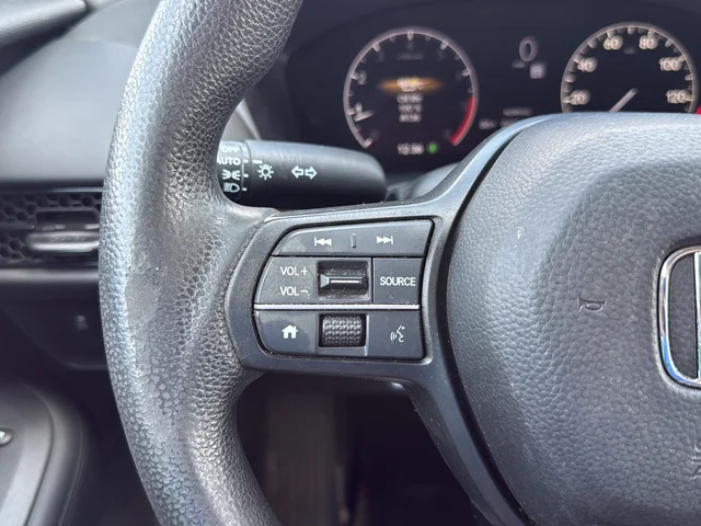 Used 2025 White Honda LX image 16