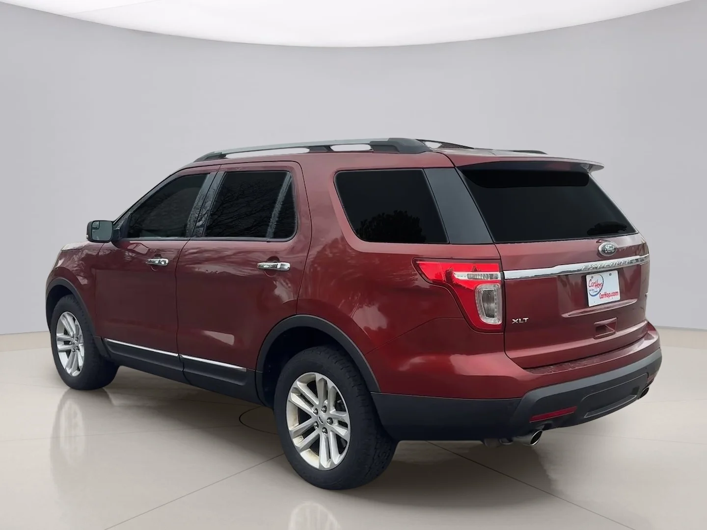 Used 2014 Red Ford XLT 4WD image 3