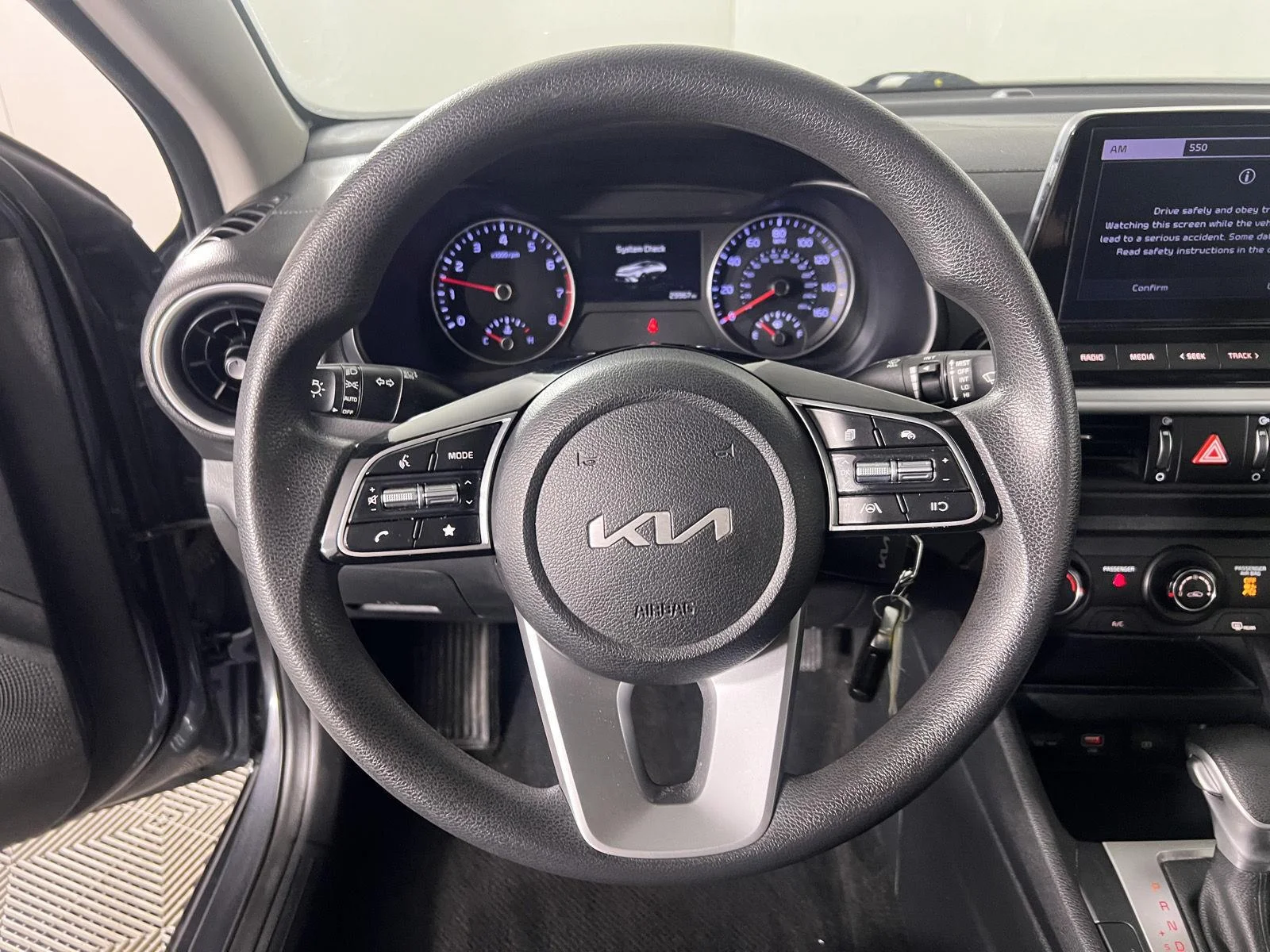 Used 2024 Gy Kia LXS image 29