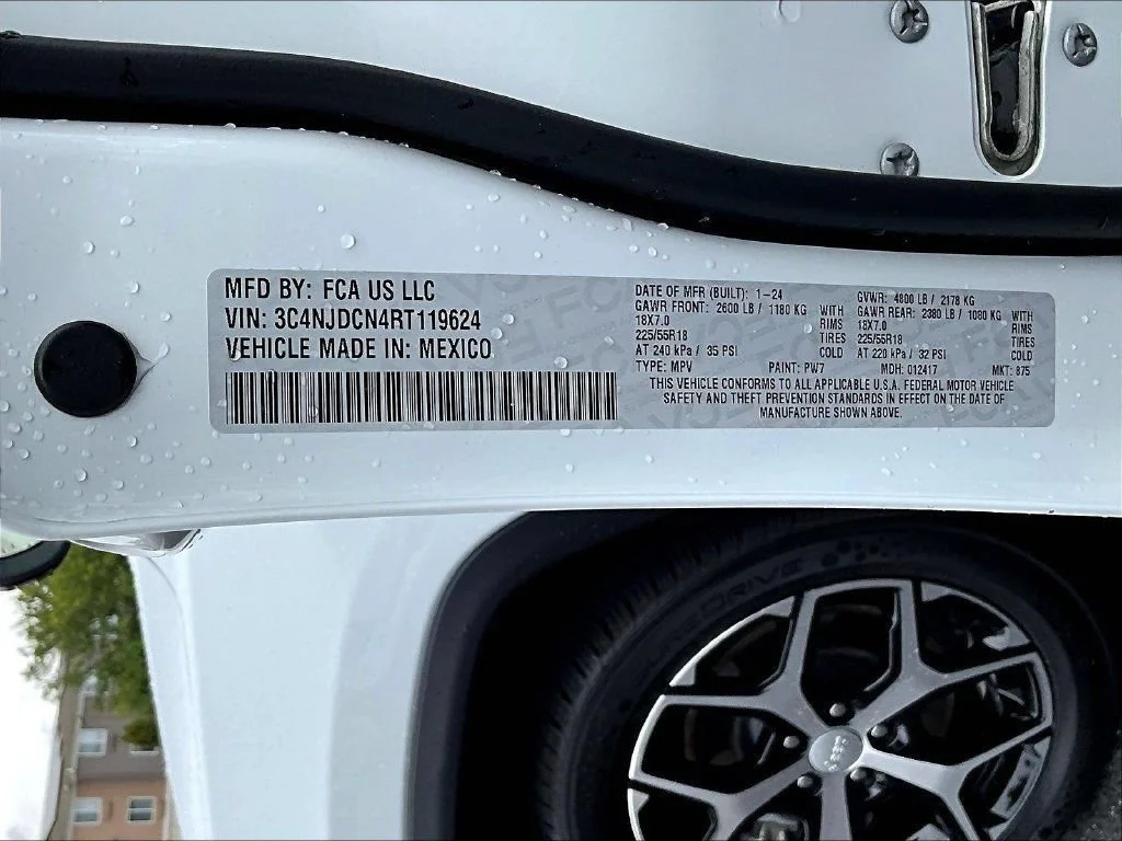 Used 2024 Bright White Clearcoat Jeep Limited image 20